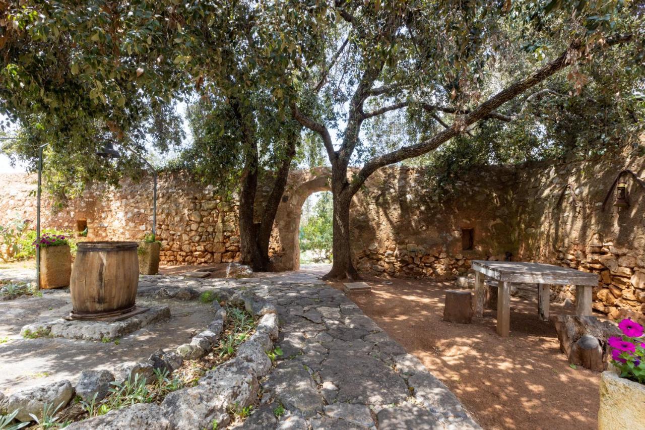 Badia Del Casale Bed & Breakfast Ugento Luaran gambar